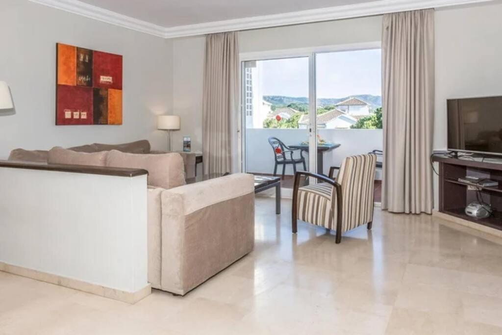 Lujo En Complejo Alanda Club Apartamento Marbella