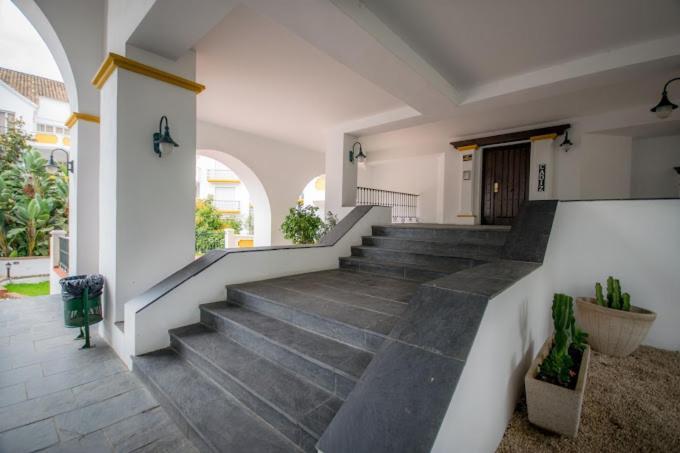 Lujo En Complejo Alanda Club Apartamento